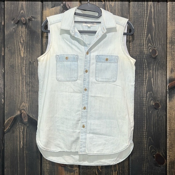 Madewell Tops - Madewell‎ Workbench Top XS Chambray Button Front Denim Blue Neutral Minimalist